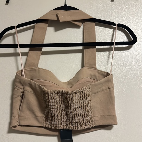 ABERCOMBIE & FITCH CROPPED HALTER TOP - NWT - Picture 3 of 3
